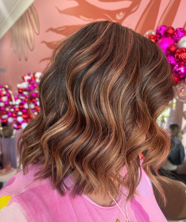 Dipped in rose gold and feeling bold 🌷

Colour by Maddy 
StyleCut by @amy_urbanchic_ 

#wellahair #brisbanehairstylist #behindthechair #hairgoals #hairinspo #funhair #rosey #brisbanesalon