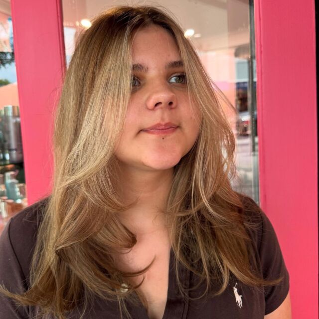 ✧✿ Friday’s forecast: 100% chance of fabulous hair 
Happy weekend gorgeous people ✧✿ 

Hair By Maddy 
Using @wellapro_anz ❣️

#weekendready #brisbanecolourspecialist #colourspecialist #moneypiecehighlights #balayage #brunette #wellcolour #wella #ashgrove