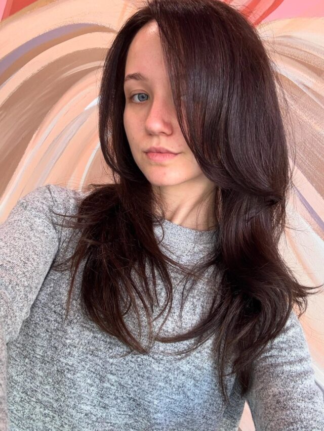 Dark and Decadent 🤎

Using @wellapro_anz #colourtouch #wellacolour 

Hair By @amy_urbanchic_ 
 

#chocolatebrownhair #darkchocolatehair #chocolatehair #brunettehair #longhair #haircolor #hairgoals #hairstyle #balayage
#hairtransformation #brunette #hairinspo #behindthechair #modernsalon #hairsalon #hairdresser #olaplex #shinyhair #fallhaircolor
#chocolatebrownie