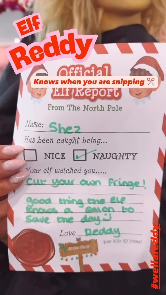 When Reddy Elf finds out you DIY’d your fringe… the judgment is real 📋❌🎅🏼
#wellareddy
