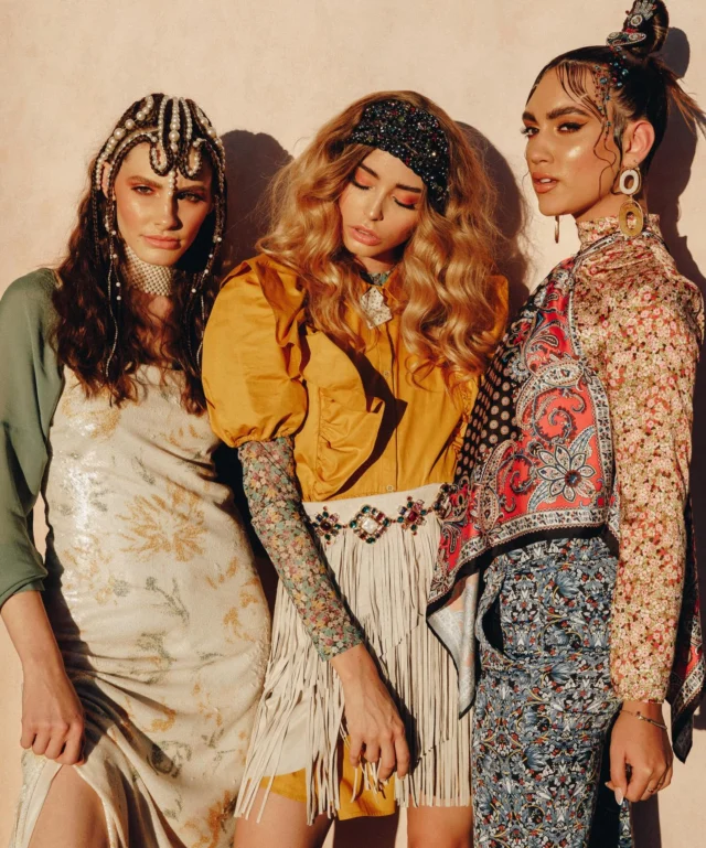 When a shoot is so good it doesn’t date 🔥

Hair By @amy_urbanchic_ 
MUA By @annabelleaustinmakeupartist 
Styling By @kerriecarucci_stylist 

#backintheday #editorial #creative