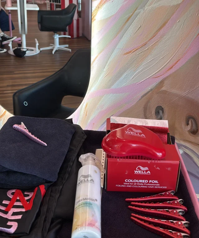 It starts right here 💖
The prep behind every perfect blonde & glossy finish💫

#UrbanChic #HairJourney #SalonSecrets