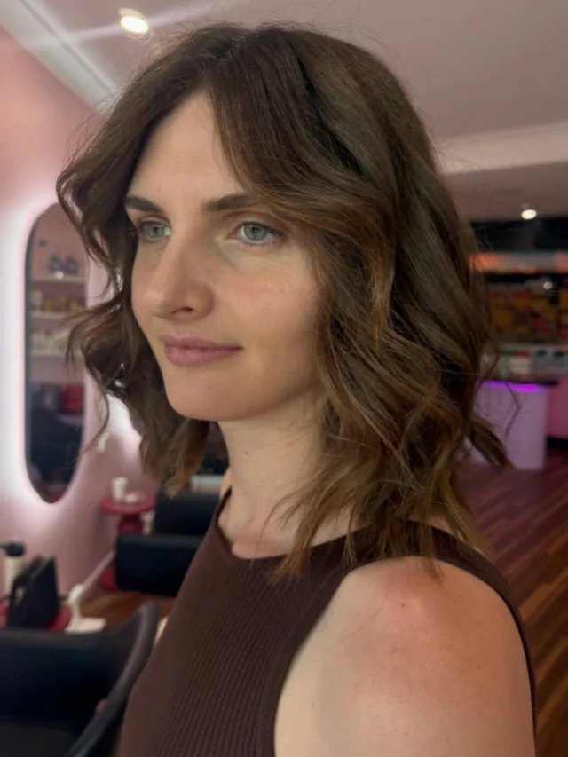 Lob and loving it ✂️

Hair By Annie 

#brunette #lobhaircut #brisbane #hairstylist