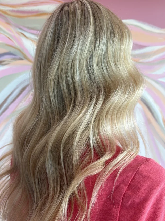 Just a little blonde magic,
Soft…seamless…& sooo pretty 🌟

Hair By @amy_urbanchic_ 

#UrbanChic #HairMagic #BlondeGlow #blondespecialists