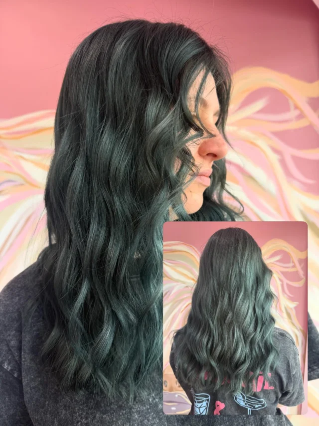 That cool-toned glow hits different ✨
Soft, seamless, stunning

We played with the prettiest hints of green through this brunette — subtle, dimensional, and catching the light in all the right ways 💚

Think soft sage meets deeper mossy tones for that effortless, lived-in finish
Using @wellapro_anz 🦚

Hair By Annie 

#UrbanChic #HairInspo #GlossyHair #CoolToneHair