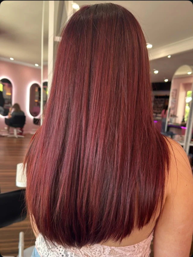 Dream hair starts with the message 
you’ve been putting off 🍒✨

Ready when you are, babe 💖

#colared #cherrycolahair #hairdreams #brisvegas