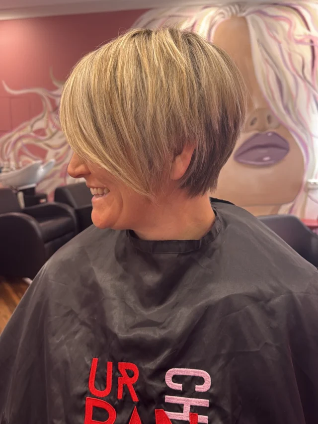 Redo’s +Refreshes 💫

Hair By @amy_urbanchic_ 

#shorthairspecialist #pixiecut #bixiebob #ashgrove