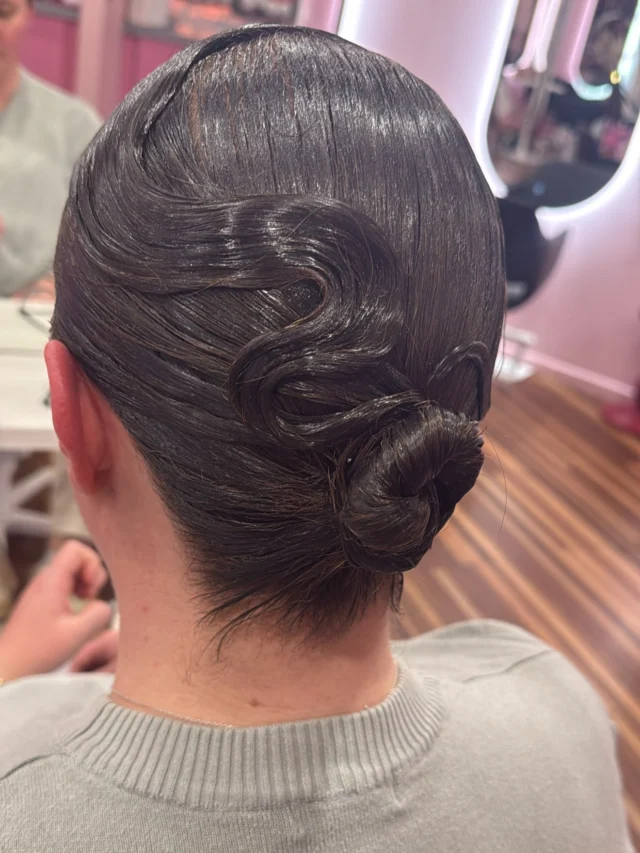 One of my favourite things about doing hair is getting the chance to play, sculpt and create ✨

I love taking the time to personalise an upstyle to the person sitting in my chair, because one style definitely doesn’t fit everyone. It’s about finding those little details, shapes and textures that make it feel like you, just a little more elevated ✨

There’s something so fulfilling about sculpting hair for a special occasion and knowing I get to play a small part in that experience and the memories that come with it.

Sometimes that means soft and effortless, sometimes polished and classic… and sometimes we get to have a little fun and create something special like these sculpted finger waves 〰️

Same technique, different person, completely different result and that’s the beauty of it ❤️

Hair By @amy_urbanchic_  using my #hero product @sebastianproanz 🖤