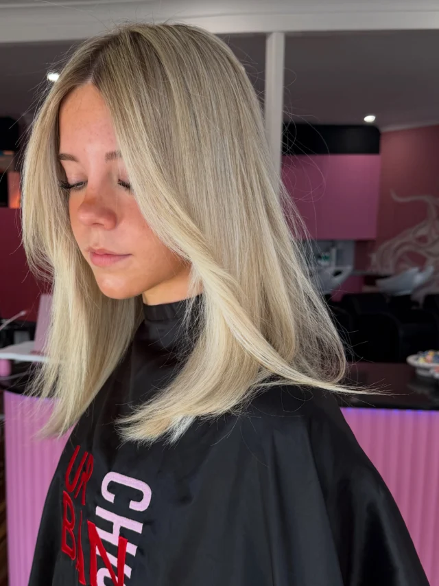 Half a head of foils… a whole lot of blonde 🤭✨

Light, bright and getting summer-ready, with WellaPlex to help strengthen those bonds while we lighten.

The take home secret? 
Wella’s Pearl Blonde Color Fresh Mask to keep that pearly tone looking fresh between visits. Because beautiful blonde deserves a little love at home too 💗

Hair By Beth