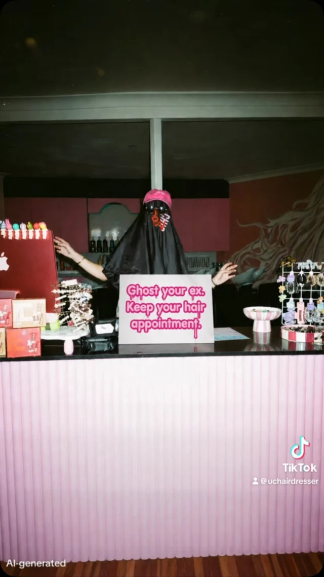 A little hocus pocus, a lot of coffee… just another day at UC 👻💗

Ghost your ex. Keep your hair appointment. 😉

Love, Amy x

#UrbanChicHairSalon #SalonLife #HalloweenHair
